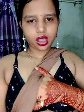 Snapshot of Nigar_Hatun chatting on 05-27-26, 07:00 Nigar Hatun online show from 05-27-26, 07:00