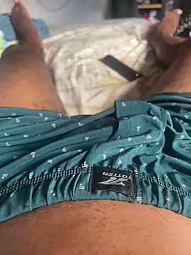 elmiles online show from 04-21-26, 04:23