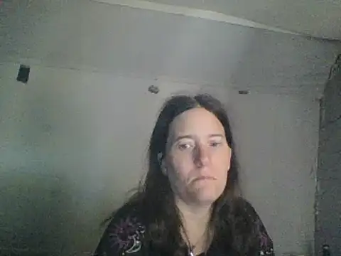Snapshot of Mini83 chatting on 05-05-26, 04:26 Mini83 online show from 05-05-26, 04:26