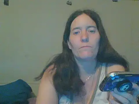 Snapshot of Mini83 chatting on 05-09-26, 06:57 Mini83 online show from 05-09-26, 06:57