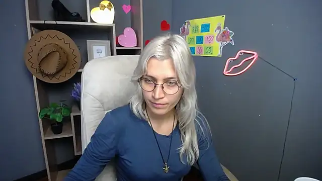 RubyDaviss online show from 05-15-26, 06:09