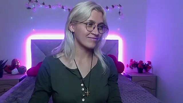RubyDaviss online show from 05-22-26, 06:13