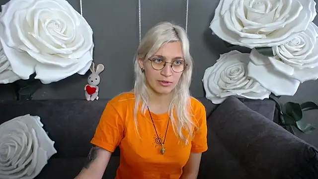 RubyDaviss online show from 05-24-26, 07:57
