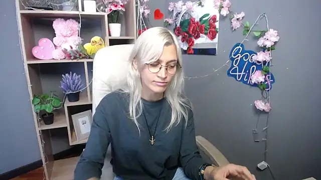 RubyDaviss online show from 05-28-26, 12:13