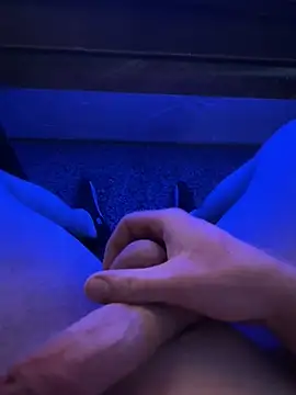 youngcock1639 online show from 04-21-26, 07:28