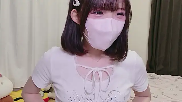 hiyo0001 online show from 05-11-26, 02:56