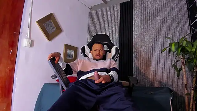 Tony Panther online show from 04-25-26, 11:35