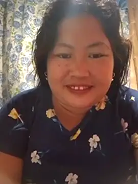 Snapshot of sweet_pinay01 chatting on 06-30-26, 12:11 sweet pinay01 online show from 06-30-26, 12:11