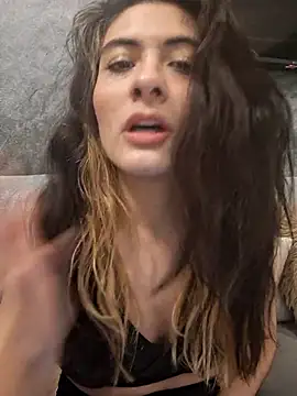 Snapshot of AshleyyHall chatting on 07-10-26, 02:16 AshleyyHall online show from 07-10-26, 02:16