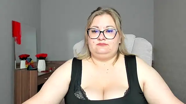 IrenRori online show from 05-21-26, 06:09