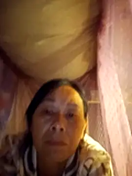 Snapshot of Ari-Na9 chatting on 06-03-26, 02:33 Ari-Na9 online show from 06-03-26, 02:33