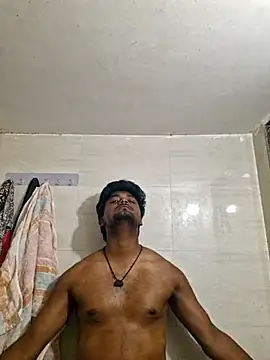 Snapshot of Gujju_here chatting on 05-05-26, 03:25 Gujju here online show from 05-05-26, 03:25