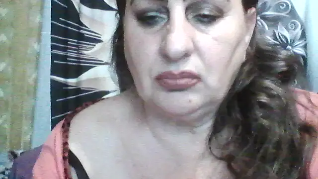 LoaqLovew online show from 06-13-26, 10:24