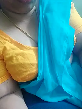 Snapshot of Call_Honey chatting on 07-19-26, 12:25 Call Honey online show from 07-19-26, 12:25