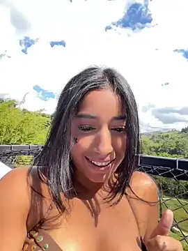 Snapshot of SaryJonex chatting on 07-28-26, 02:35 SaryJonex online show from 07-28-26, 02:35