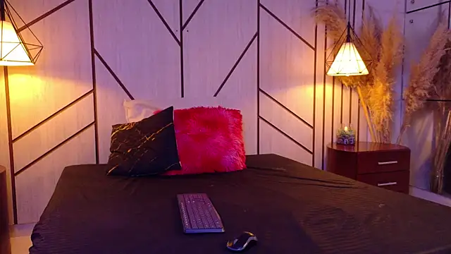 AMY AND ANDY online show from 07-11-26, 01:19