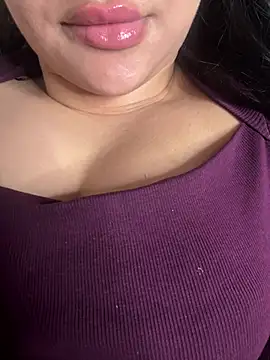 Horny Fofa online show from 04-26-26, 01:47