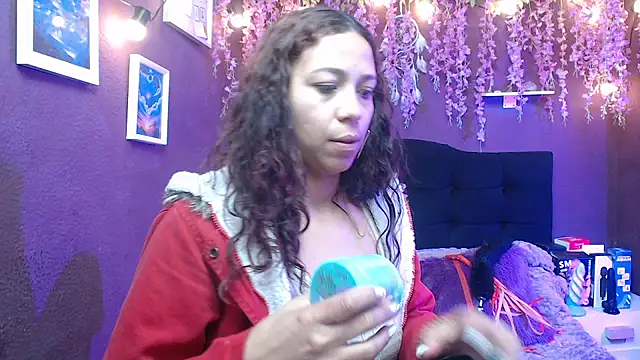 Snapshot of monik299 chatting on 05-26-26, 02:02 monik299 online show from 05-26-26, 02:02
