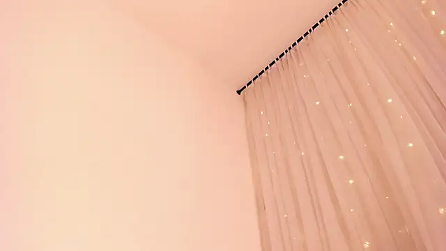 Snapshot of atenea_lux chatting on 06-10-26, 06:56 atenea lux online show from 06-10-26, 06:56