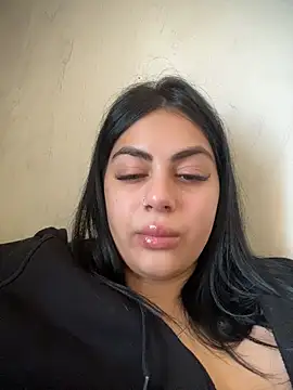 LilyLovell online show from 04-28-26, 11:37