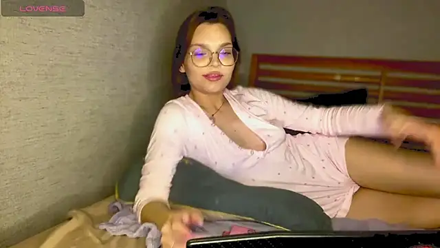 TessaLust  online show from 05-09-26, 08:03