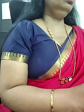 Snapshot of Nayana_456 chatting on 07-08-26, 04:11 Nayana 456 online show from 07-08-26, 04:11