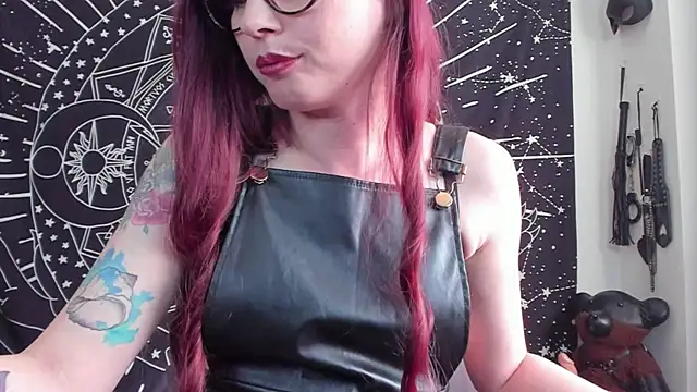 Snapshot of Rebekah_vonKat chatting on 04-28-26, 01:38 Rebekah vonKat online show from 04-28-26, 01:38