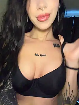 Snapshot of XEye_Candy chatting on 05-08-26, 04:07 XEye Candy online show from 05-08-26, 04:07