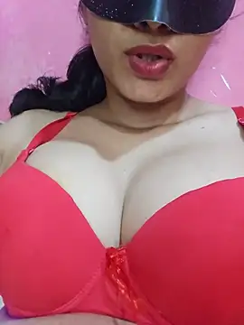 Snapshot of Shristiy chatting on 05-31-26, 04:47 Shristiy online show from 05-31-26, 04:47