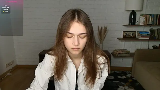 Snapshot of TeishaSprecher chatting on 05-13-26, 09:11 TeishaSprecher online show from 05-13-26, 09:11
