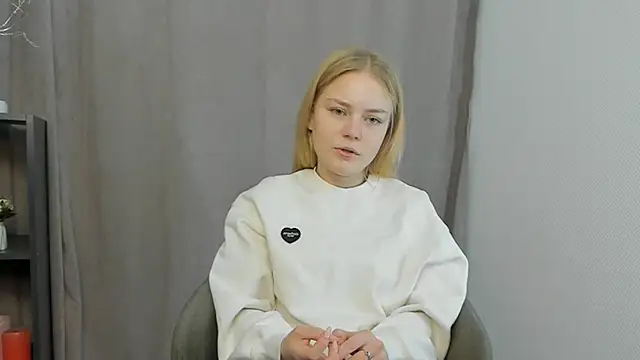 LavonaMadlem online show from 04-27-26, 09:40