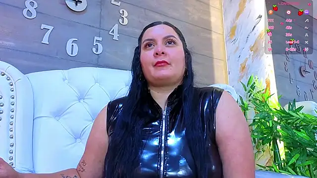 Snapshot of RachelCarlton chatting on 05-27-26, 01:41 RachelCarlton online show from 05-27-26, 01:41