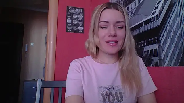 Snapshot of Softy_Aura_ chatting on 05-29-26, 01:09 Softy Aura online show from 05-29-26, 01:09