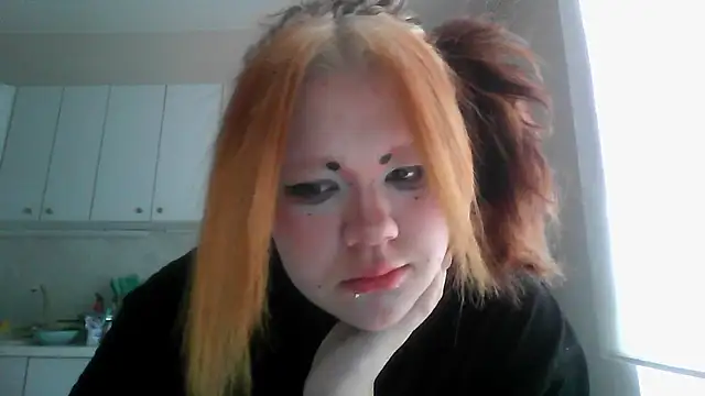 Snapshot of Amanda_Mia_ chatting on 05-14-26, 11:39 Amanda Mia online show from 05-14-26, 11:39