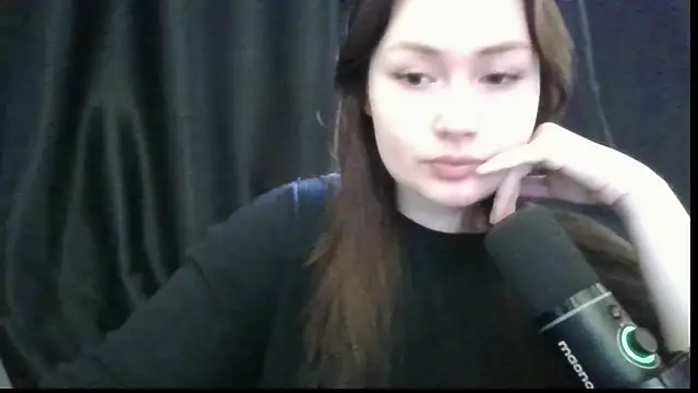 Tendre Amelia online show from 05-13-26, 10:01
