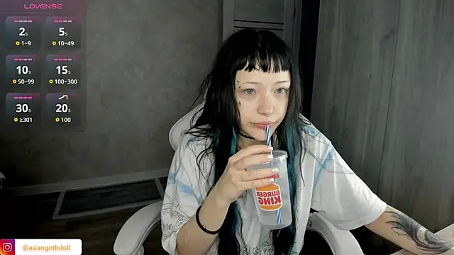 urmelodyy online show from 07-11-26, 09:16