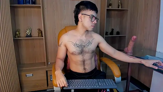 Snapshot of Derek_Voss chatting on 04-29-26, 01:37 Derek Voss online show from 04-29-26, 01:37
