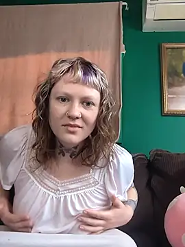 RosieSwitchBitch online show from 05-12-26, 12:02