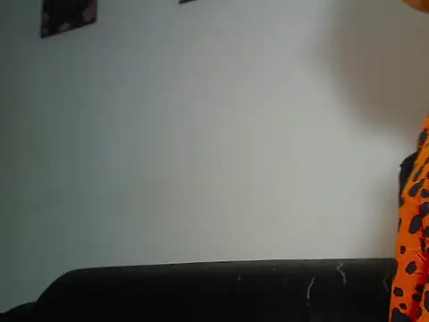 Snapshot of BellaLuxxs chatting on 06-03-26, 11:21 BellaLuxxs online show from 06-03-26, 11:21