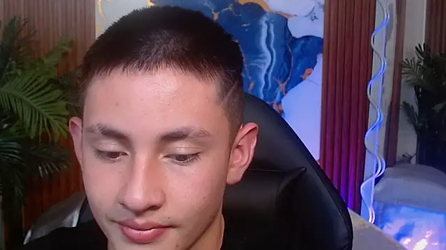 Snapshot of Andres_Tay chatting on 05-02-26, 02:38 Andres Tay online show from 05-02-26, 02:38