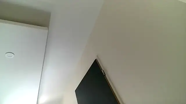Snapshot of claraxloveuse chatting on 07-07-26, 11:36 claraxloveuse online show from 07-07-26, 11:36