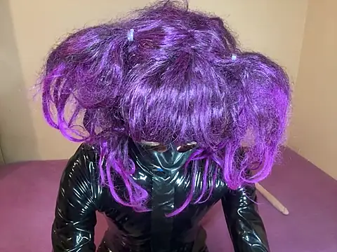 Snapshot of crazytranny chatting on 03-12-25, 07:06 crazytranny online show from 03-12-25, 07:06