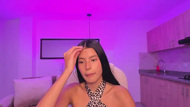 Snapshot of amber_willow chatting on 05-18-26, 04:07 amber willow online show from 05-18-26, 04:07
