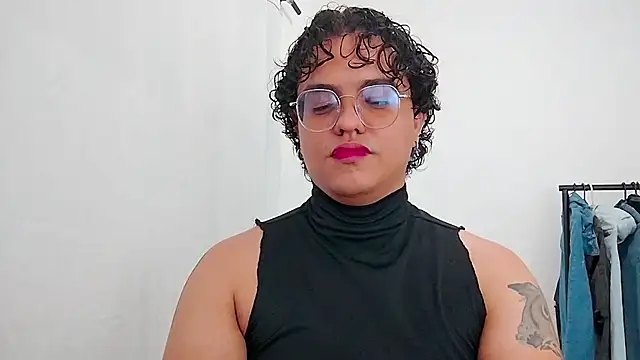 Snapshot of Diane_exotic chatting on 04-28-26, 01:15 Diane exotic online show from 04-28-26, 01:15