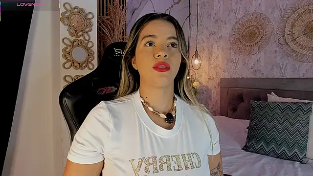 Snapshot of Leidy_2026 chatting on 04-30-26, 12:55 Leidy 2026 online show from 04-30-26, 12:55