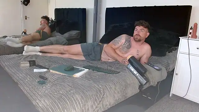 Naughtybihubbyxx online show from 05-03-26, 01:17