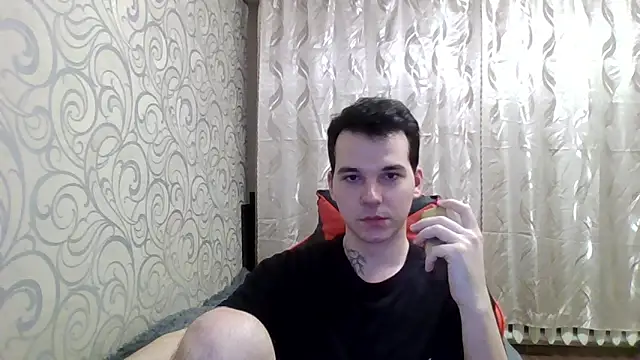 gwinbladee online show from 04-26-26, 03:21