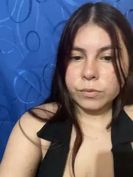 Snapshot of camila_purple chatting on 05-14-26, 08:15 camila purple online show from 05-14-26, 08:15