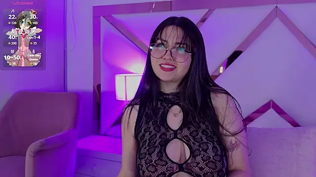 Snapshot of ViolettGreyy chatting on 06-06-26, 09:41 ViolettGreyy online show from 06-06-26, 09:41