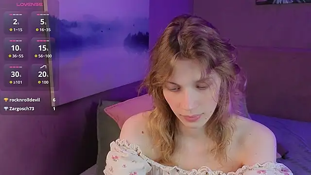 Emily Cartex online show from 06-17-26, 05:32